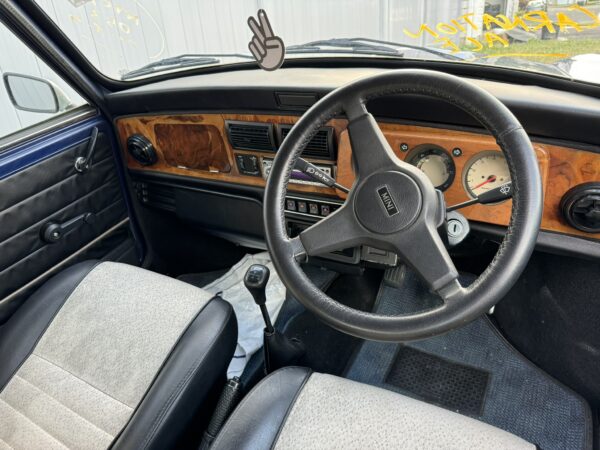 1996 rover mini interior front